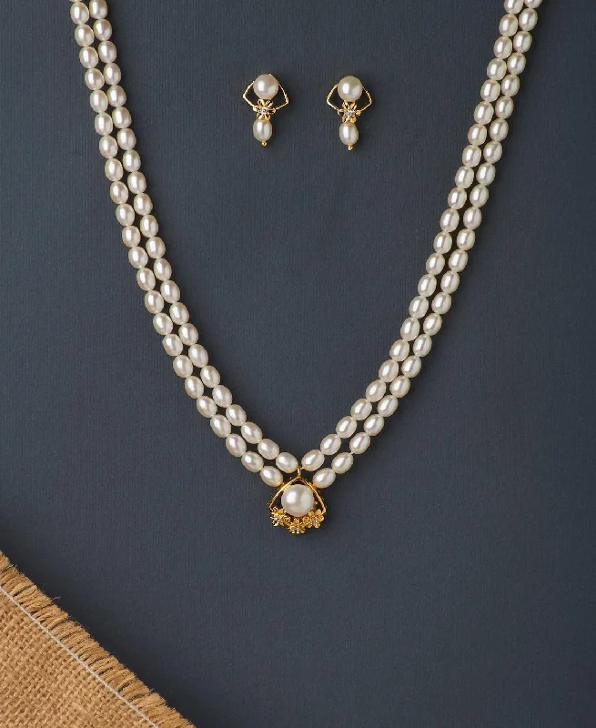 Pretty Real Pearl Necklace Set