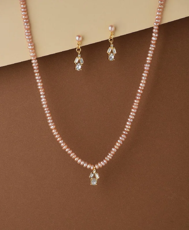 Pretty Real Pearl Necklace Set