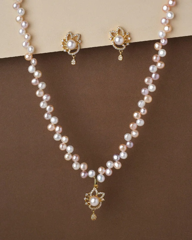 Pretty Pink Pearl Necklace Set