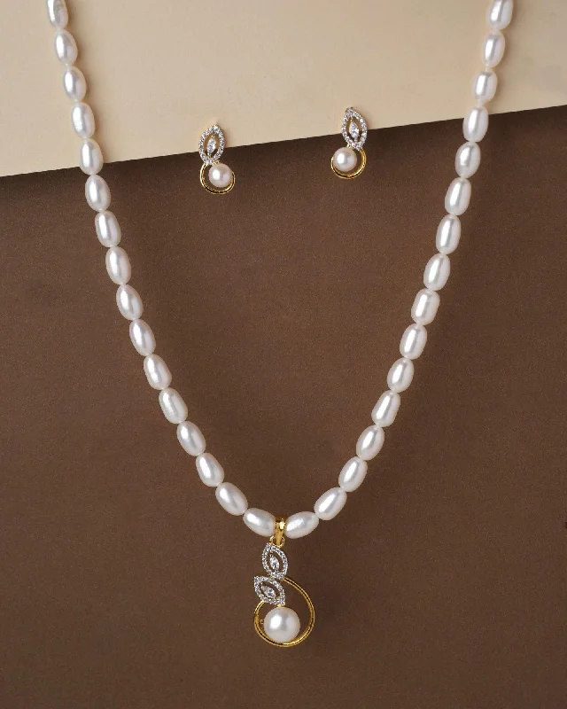 Modernity Perna  Necklace Set