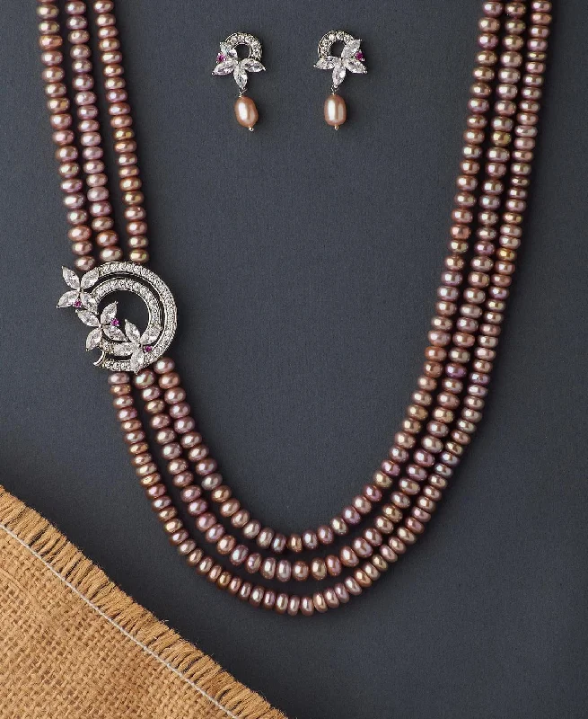 Floral Pearl Necklace Set