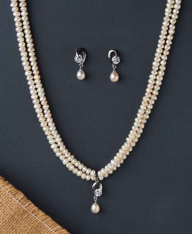 Simple and Elegant Real Pearl Necklace Set