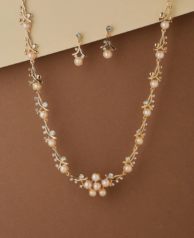 Floral Pearl Metallic Necklace Set