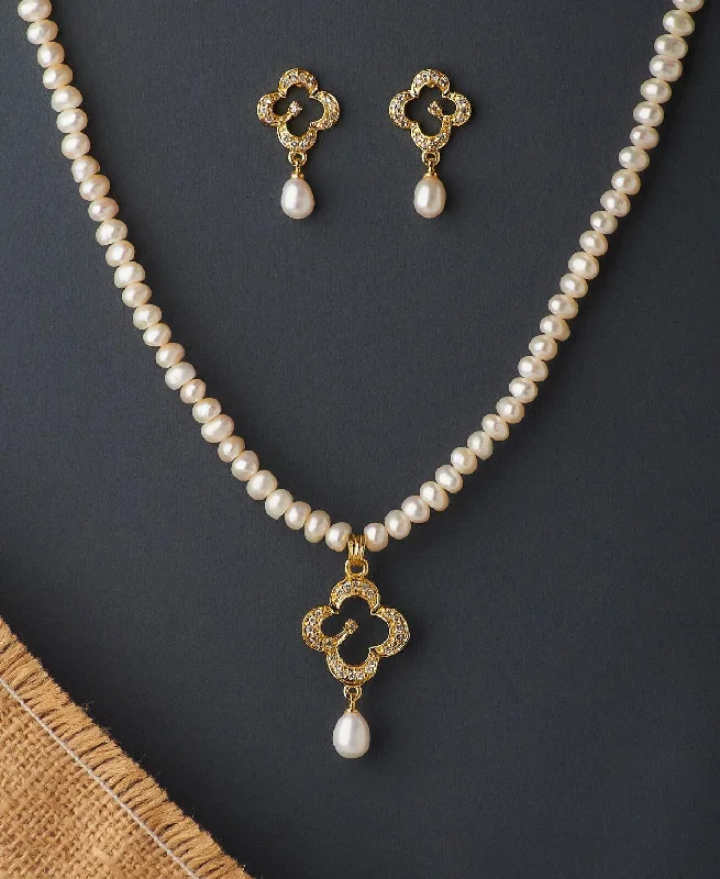 Pretty Real Pearl Necklace Set