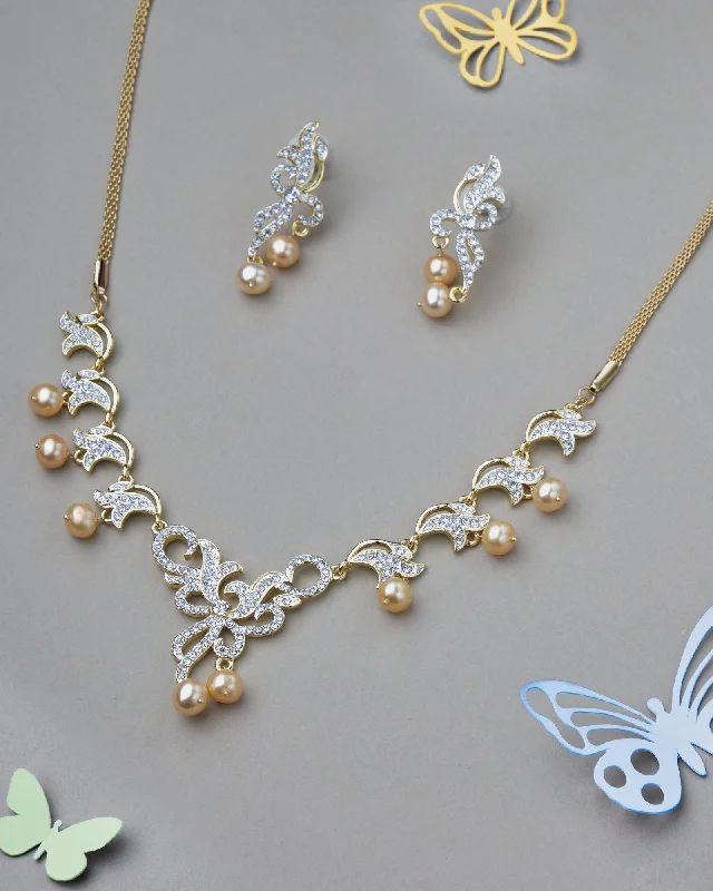 Ravishing Pearl Necklace Set