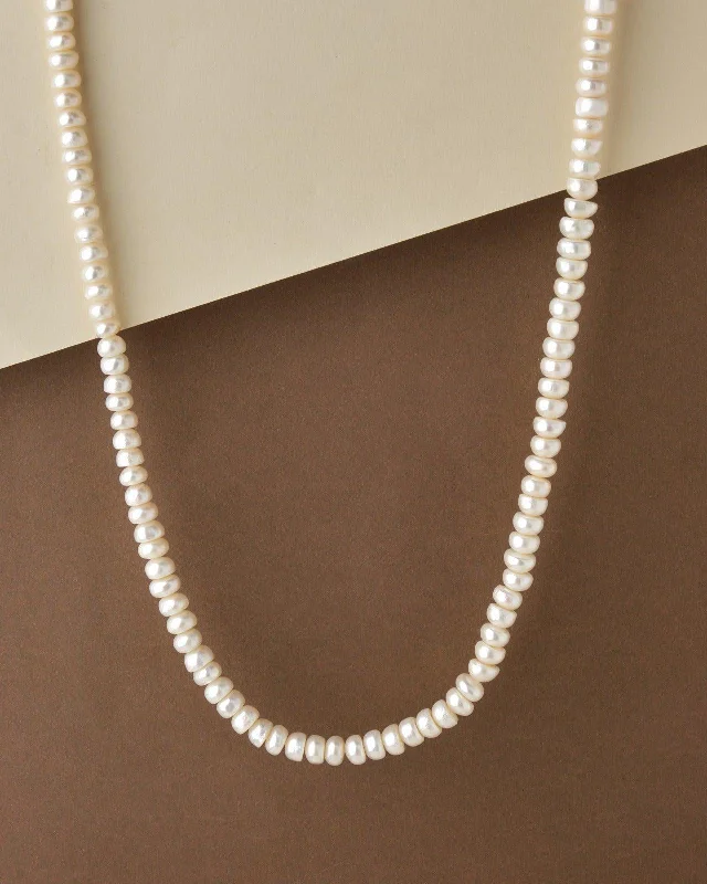 Simple White Pearl Necklace