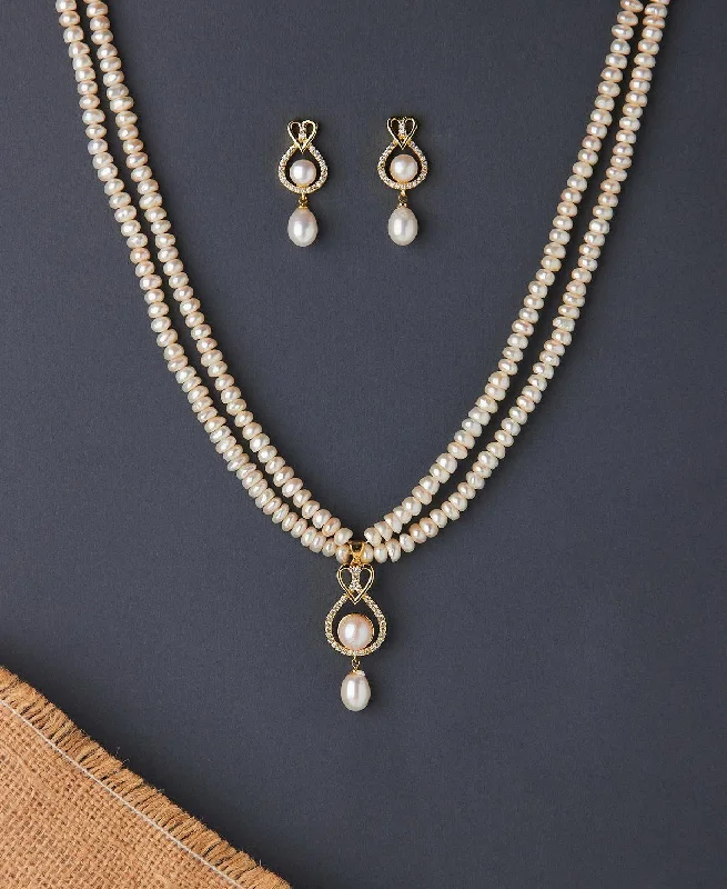 Simple and Elegant Real Pearl Necklace Set