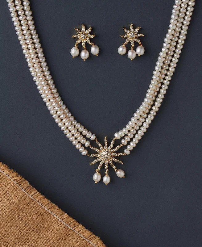 Gorgeous and Trendy Real Pearl Necklace Set