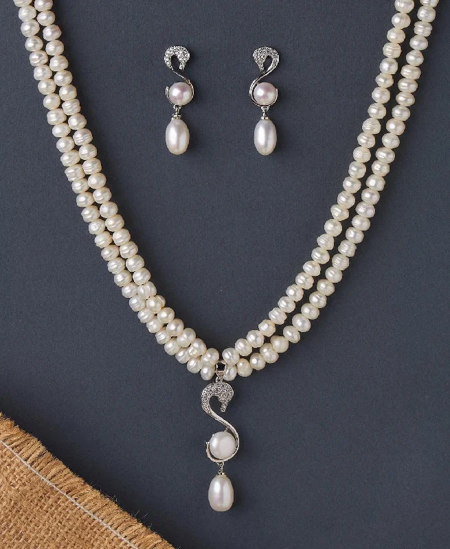 Simple and Elegant Real Pearl Necklace Set