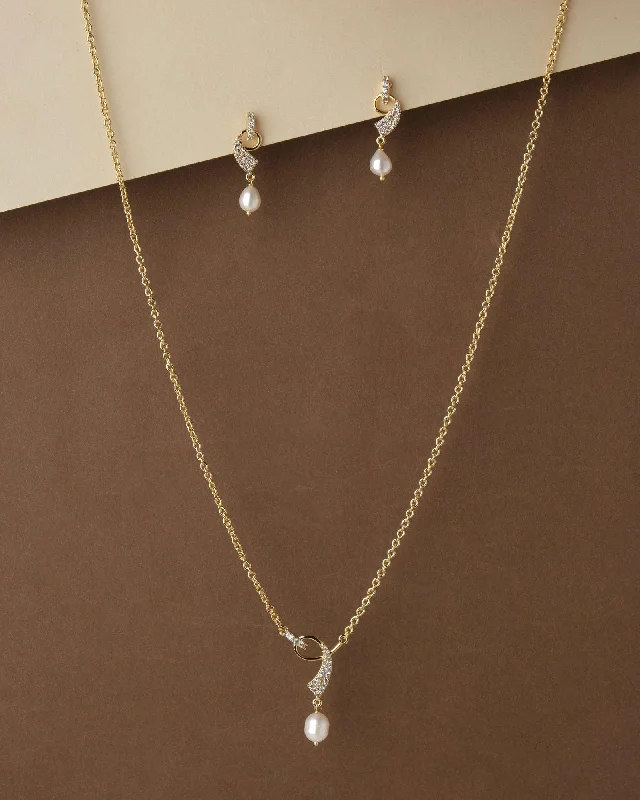 Pretty Chain Necklace Set