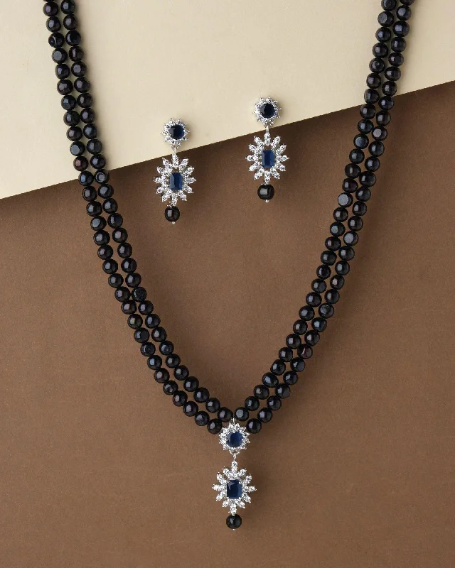 Ravishing Pearl Necklace Set