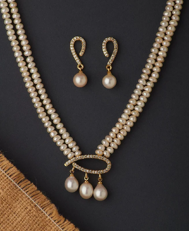 Pretty Real Pearl Necklace Set