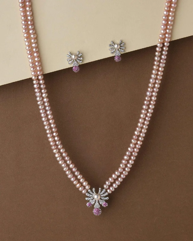 Floral Pearl Necklace Set