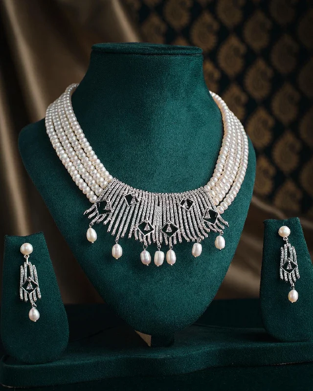 Rang Tarangini Pearl Necklace Set