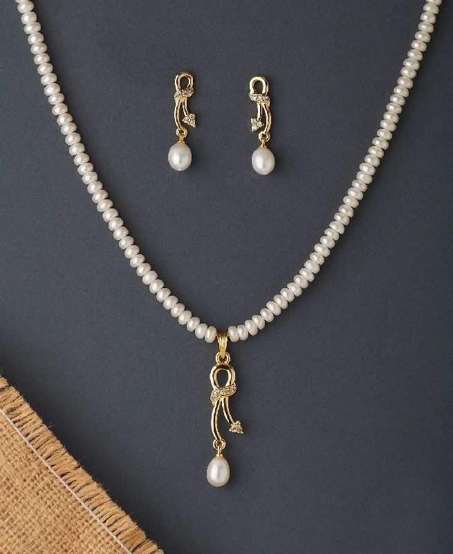 Pretty Real Pearl Necklace Set