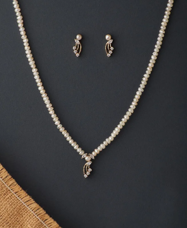 Pretty Real Pearl Necklace Set