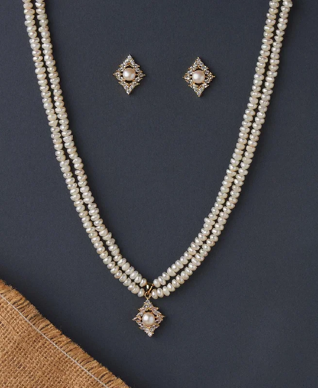 Simple and Elegant Real Pearl Necklace Set