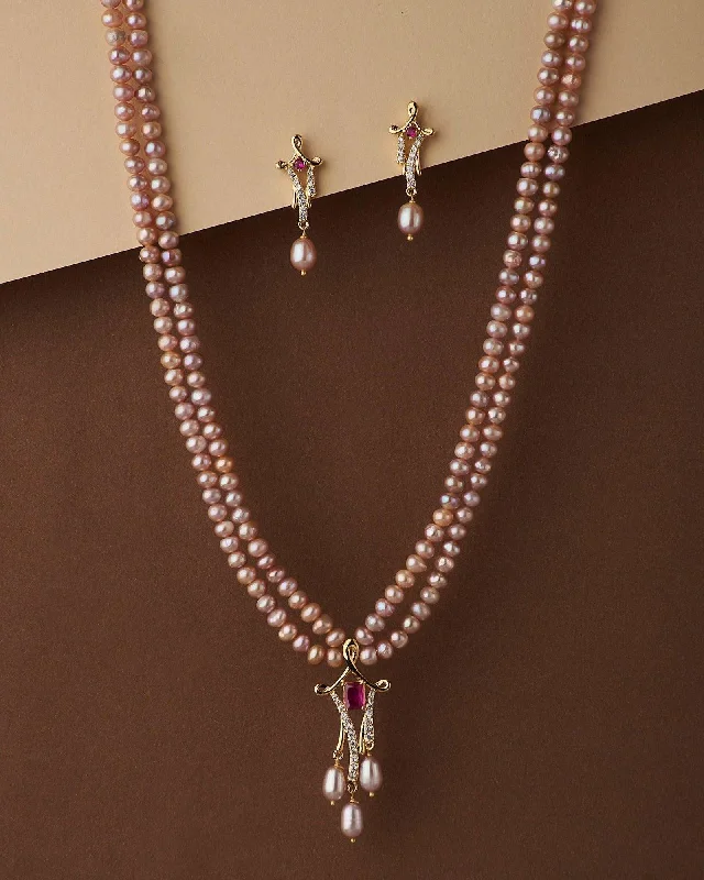 Ravishing Stone Studded Necklace Set