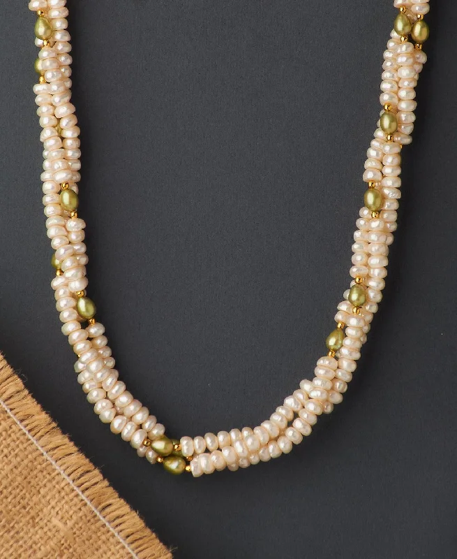 Fashionable Real Pearl Necklace