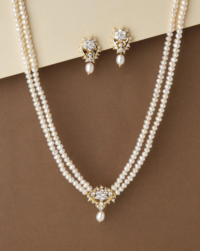 Floral Pearl Necklace Set